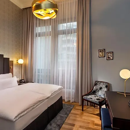 מלון Mondial Am Kurfuerstendamm 4*