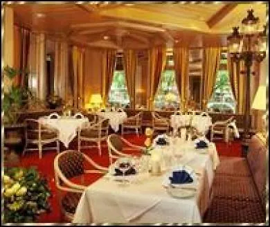Hotell Mondial Am Kurfuerstendamm 4*