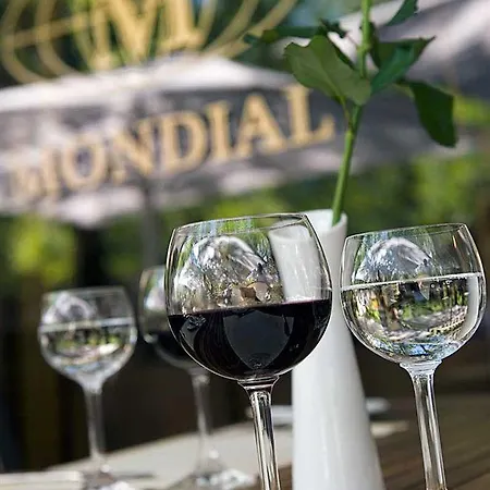 Mondial Am Kurfuerstendamm Hotel Berlín