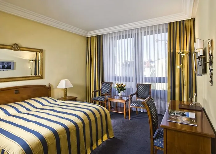 Mondial Am Kurfuerstendamm