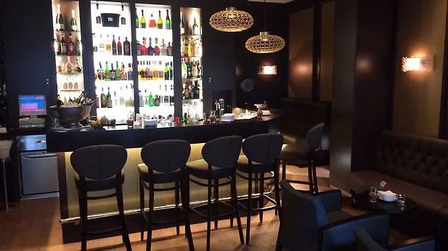 Hotel Mondial Am Kurfuerstendamm 4*